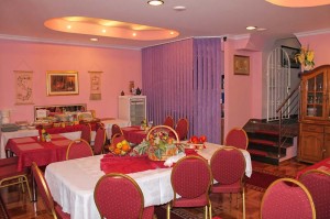 Breaakfast at Vila Mariji