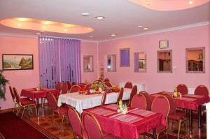 Vila Marija dining with buffet
